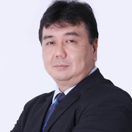 Dr. Eduardo Mitsuo Otiai