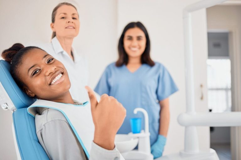 Dentistas cooperados da Uniodonto Paulista garantem atendimento de qualidade em todo o Brasil.